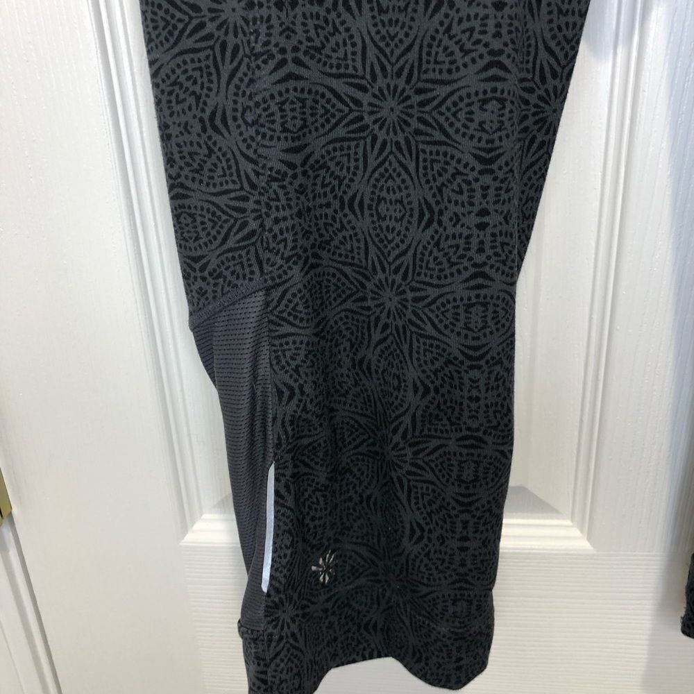 Athleta workout leggings pants size large - Picture 3 of 10